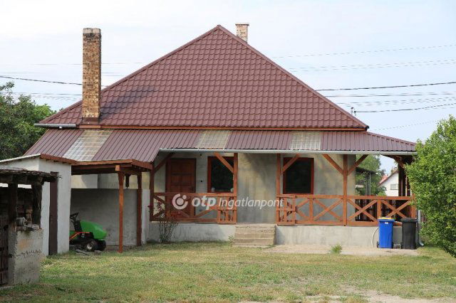 Eladó családi ház, Szigetcsépen 64.9 M Ft, 3 szobás