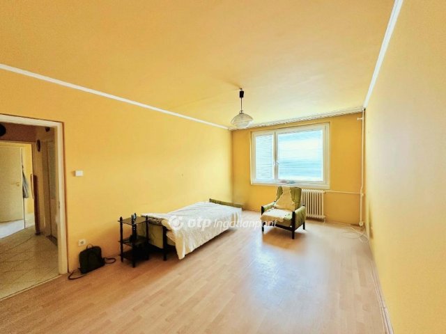 Eladó panellakás, Miskolcon 19.99 M Ft, 2 szobás