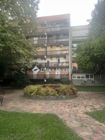 Eladó panellakás, Budapesten, XX. kerületben 67.5 M Ft, 3 szobás