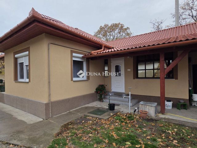 Eladó családi ház, Jánoshidán 23 M Ft, 4 szobás