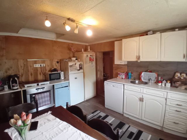 Eladó családi ház, Karácsondon 13.9 M Ft, 1+1 szobás