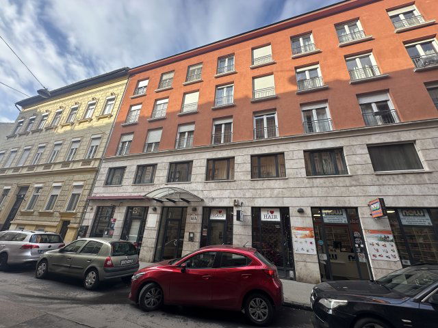 Eladó téglalakás, Budapesten, IX. kerületben, Erkel utcában