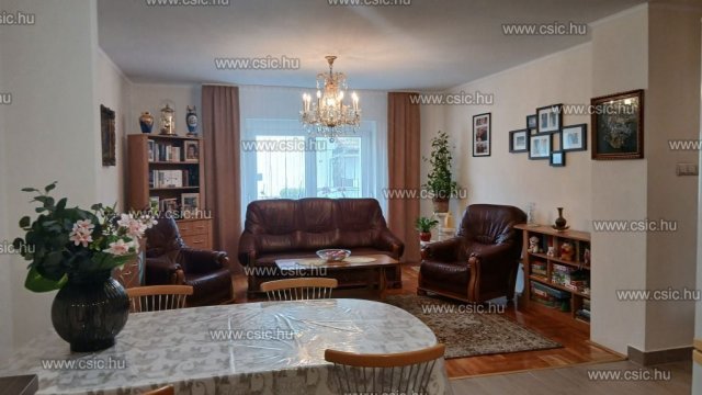 Eladó családi ház, Budaörsön 149 M Ft, 4 szobás