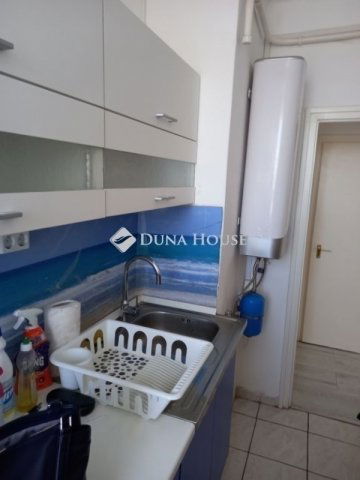 Eladó panellakás, Budapesten, XVI. kerületben 61.9 M Ft, 3 szobás