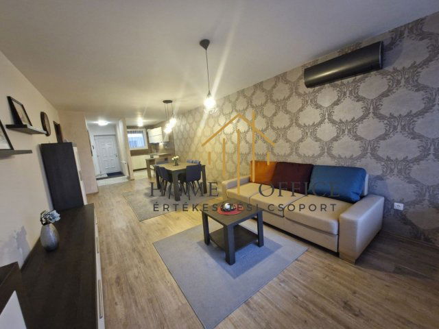 Eladó téglalakás, Debrecenben 115 M Ft, 3 szobás