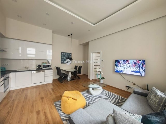 Eladó téglalakás, Budapesten, VI. kerületben 119.9 M Ft