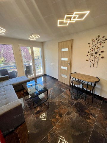 Eladó nyaraló, Balatonszárszón 92.8 M Ft, 3 szobás