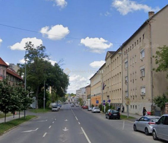 Eladó téglalakás, Miskolcon, Dayka Gábor utcában 21.99 M Ft
