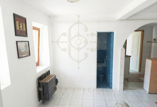 Eladó családi ház, Dunaföldváron 22 M Ft, 3 szobás