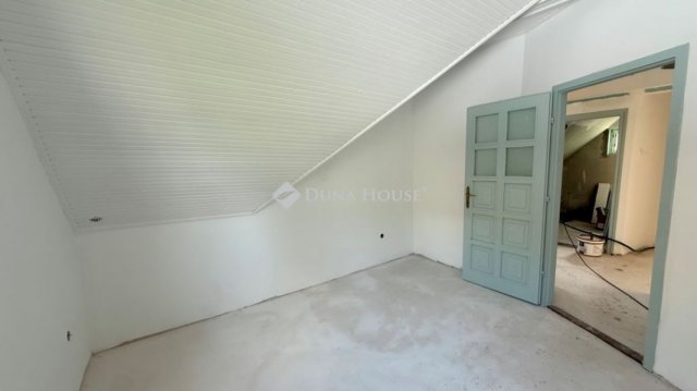 Eladó családi ház, Szentendrén 79 M Ft, 4 szobás