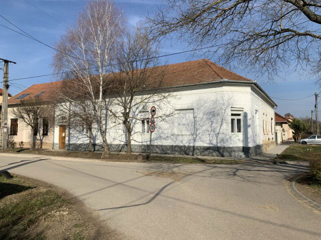 Eladó családi ház, Békéscsabán 63.5 M Ft, 5 szobás