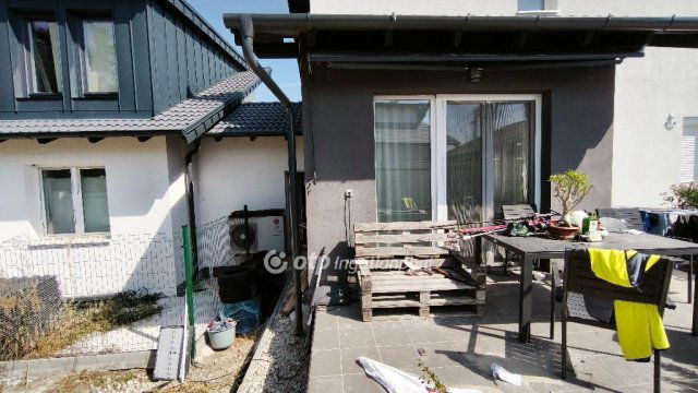 Eladó családi ház, Dunavarsányban 85.9 M Ft, 4 szobás