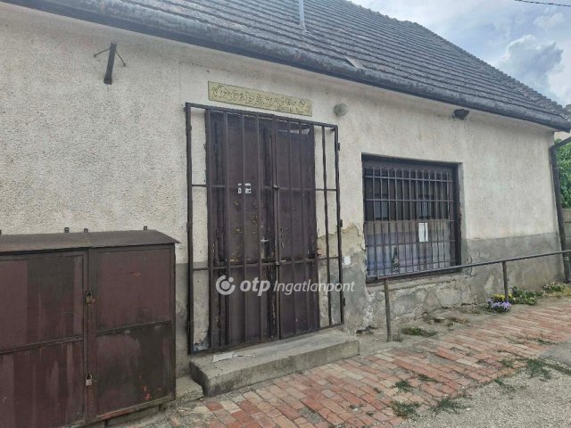 Eladó üzlethelyiség, Tengelicén 18.9 M Ft / költözzbe.hu