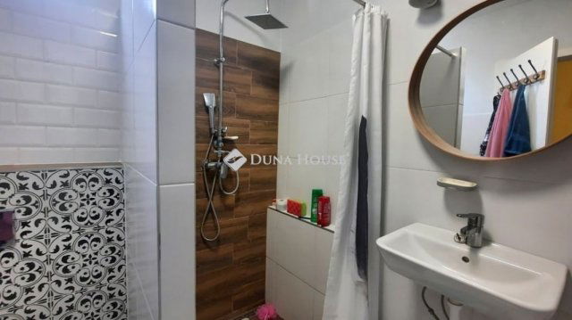 Eladó családi ház, Hernádon 85 M Ft, 5 szobás