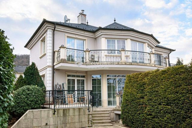 Eladó családi ház, Budapesten, II. kerületben 395 M Ft, 5 szobás