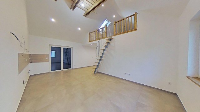 Eladó családi ház, Veszprémben 89 M Ft, 2 szobás