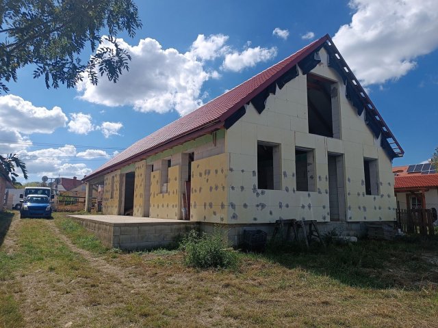 Eladó családi ház, Nagyvázsonyon 73.9 M Ft, 3 szobás
