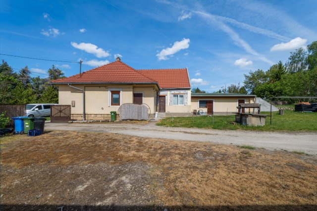 Eladó családi ház, Biatorbágyon 115 M Ft, 3 szobás