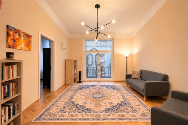 Eladó téglalakás, Budapesten, V. kerületben 135 M Ft, 2 szobás