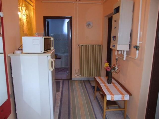 Kiadó téglalakás, albérlet, Gyulán 80 E Ft / hó, 2 szobás