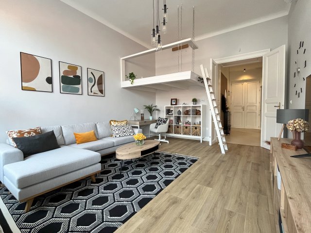 Kiadó téglalakás, albérlet, Budapesten, V. kerületben, 2 szobás