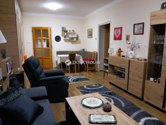 Eladó téglalakás, Tokodon 30.9 M Ft, 2 szobás