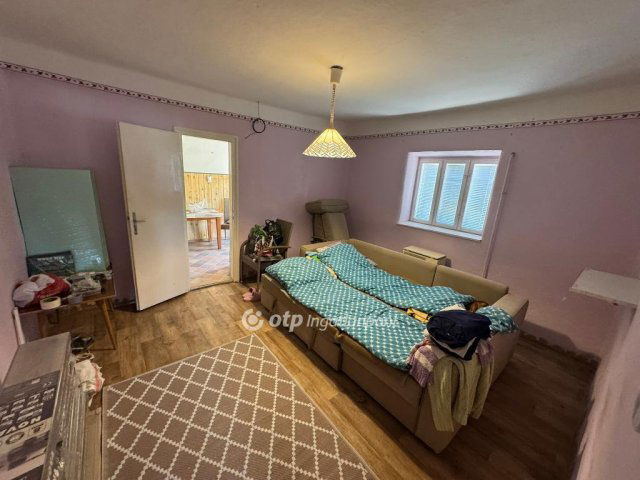 Eladó családi ház, Egyeken 11.9 M Ft, 3 szobás