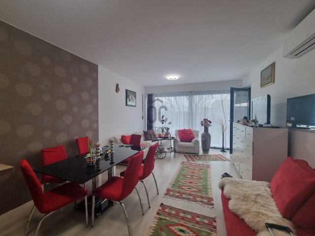 Kiadó téglalakás, albérlet, Siófokon 300 E Ft / hó, 3 szobás