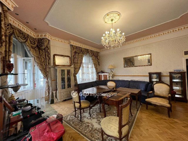 Eladó téglalakás, Győrött 89.8 M Ft, 2 szobás