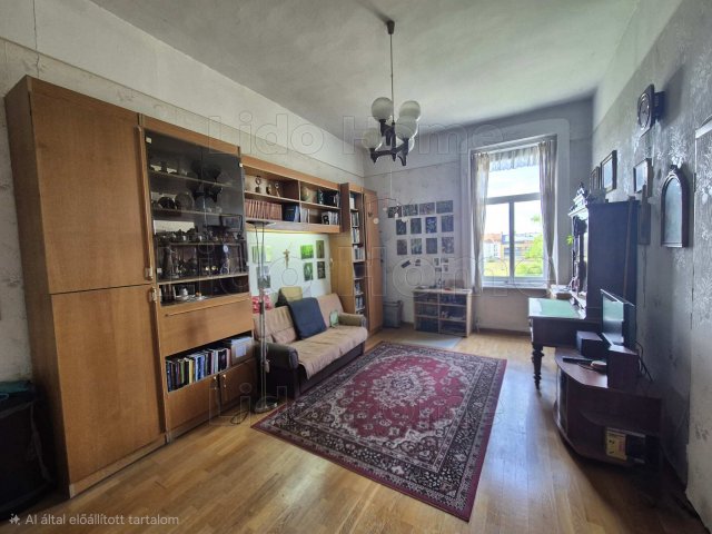 Eladó téglalakás, Győrött 75 M Ft, 3 szobás