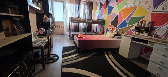 Eladó panellakás, Dunaújvárosban 28.5 M Ft, 2 szobás