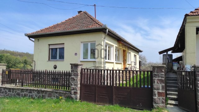 Eladó családi ház, Bodonyban 15 M Ft, 3 szobás