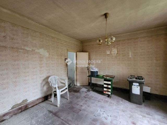Eladó családi ház, Bodajkon 30 M Ft, 2 szobás