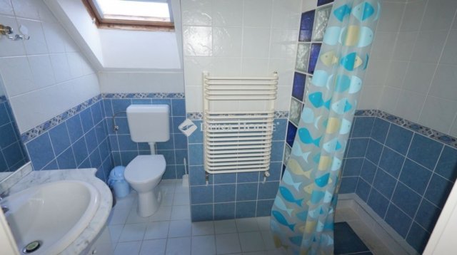 Eladó családi ház, Zalaegerszegen 205 M Ft, 7 szobás