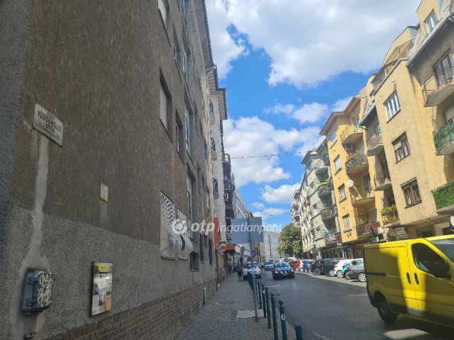 Eladó téglalakás, Budapesten, XII. kerületben 119.9 M Ft