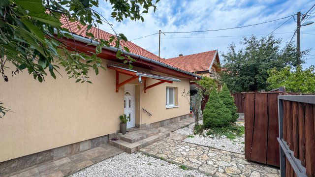 Eladó családi ház, Budapesten, XVII. kerületben 134.9 M Ft