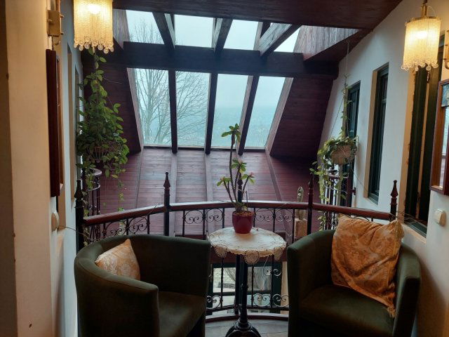 Eladó családi ház, Budapesten, III. kerületben 398 M Ft