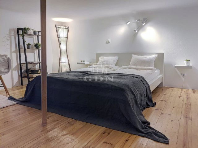 Eladó téglalakás, Budapesten, VI. kerületben, Eötvös utcában