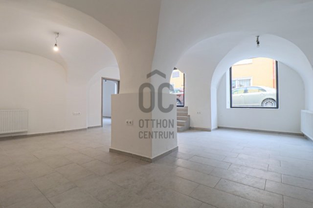 Eladó ipari ingatlan, Sopronban 88 M Ft / költözzbe.hu