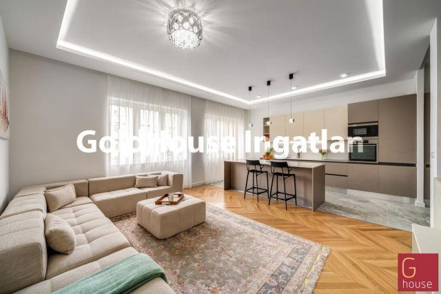Eladó téglalakás, Budapesten, V. kerületben, Falk Miksa utcában