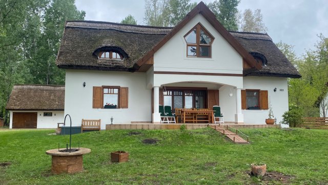 Eladó családi ház, Kerekegyházán 152 M Ft, 7 szobás