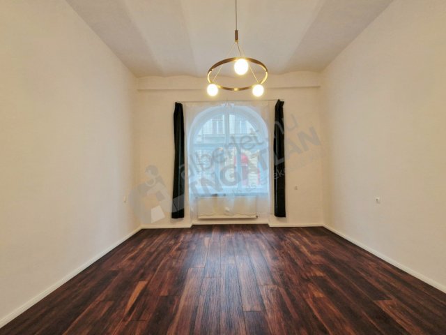 Kiadó téglalakás, albérlet, VII. kerületben, Dembinszky utcában