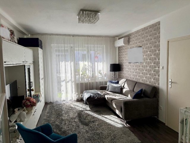 Eladó téglalakás, Budapesten, II. kerületben 113.9 M Ft