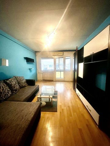 Eladó panellakás, Győrött 49.9 M Ft, 2 szobás