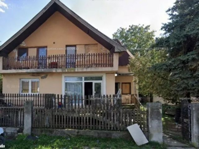 Eladó családi ház, Vácon 58 M Ft, 4 szobás