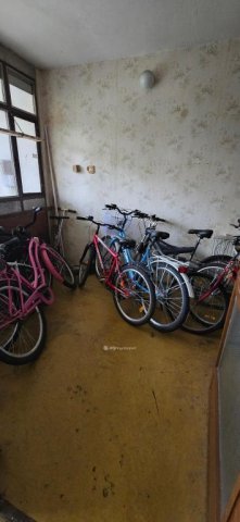 Eladó panellakás, Debrecenben 72.9 M Ft, 3+1 szobás