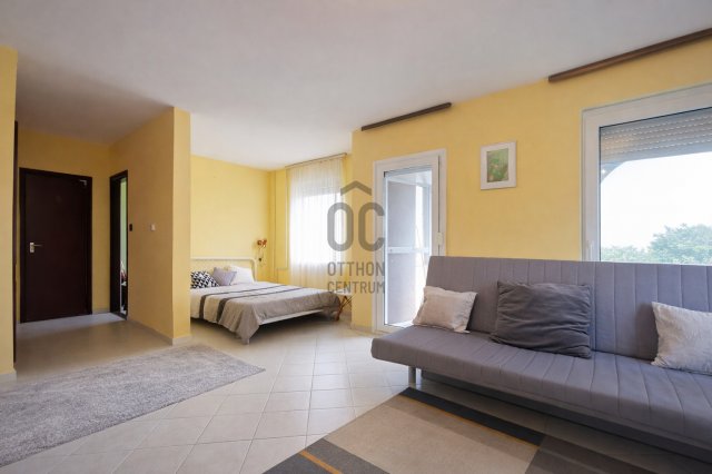 Eladó családi ház, Csókakőn 79.9 M Ft, 5 szobás