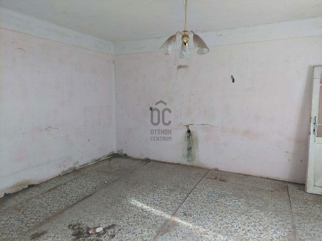 Eladó családi ház, Hajdúhadházon 18 M Ft, 3 szobás