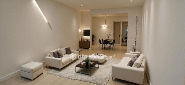 Eladó panellakás, Győrött 42.9 M Ft, 2 szobás