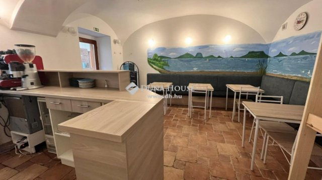 Eladó üzlethelyiség, Szombathelyen 39.4 M Ft